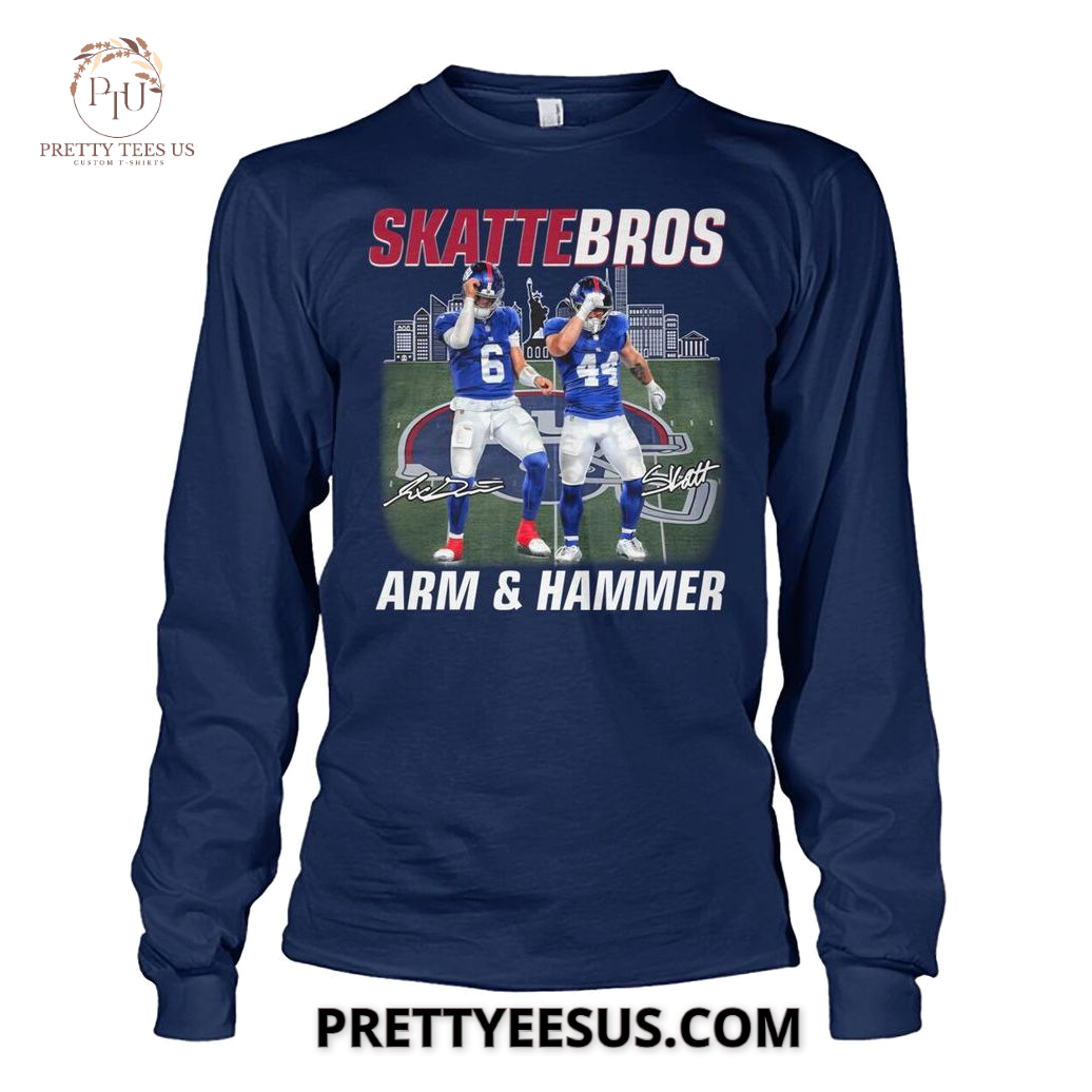 New York Giants Skatte-Bros Arm Vs Hammer T-Shirt New York Giants Skatte-Bros Arm Vs Hammer T-Shirt